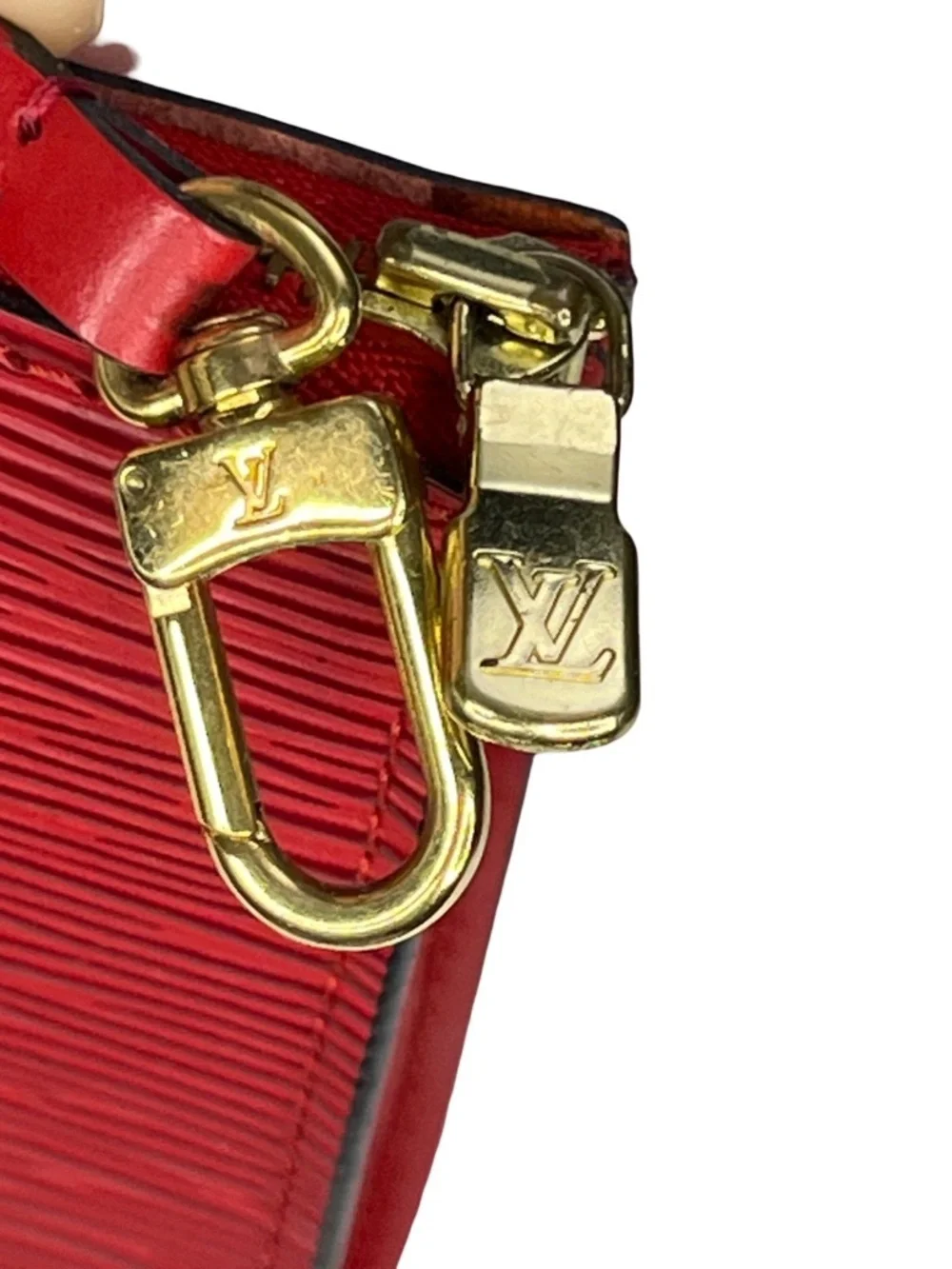 Louis Vuitton Pochette Accessoires Red Epi Leather Shoulder Bag 1998
